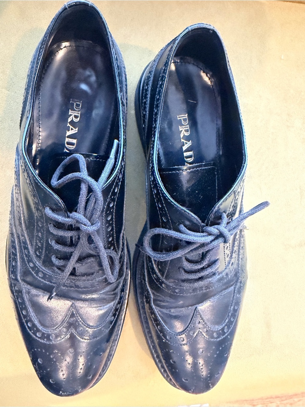 Prada Black Leather Women's Wingtip Lace-Up Moccasins